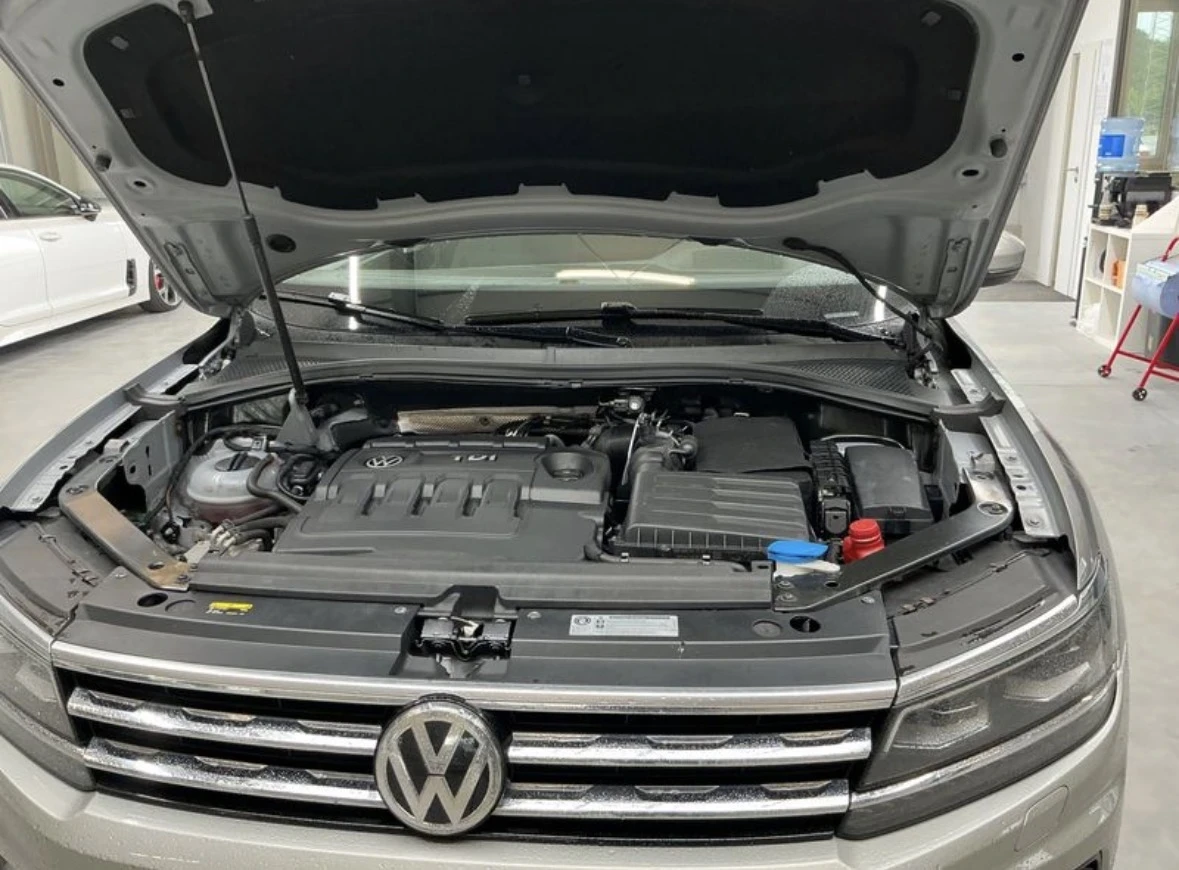 VW Tiguan 2.0TDI 190кс 4MOTION* Highline* Head Up* MATRIX* , снимка 12 - Автомобили и джипове - 54453669