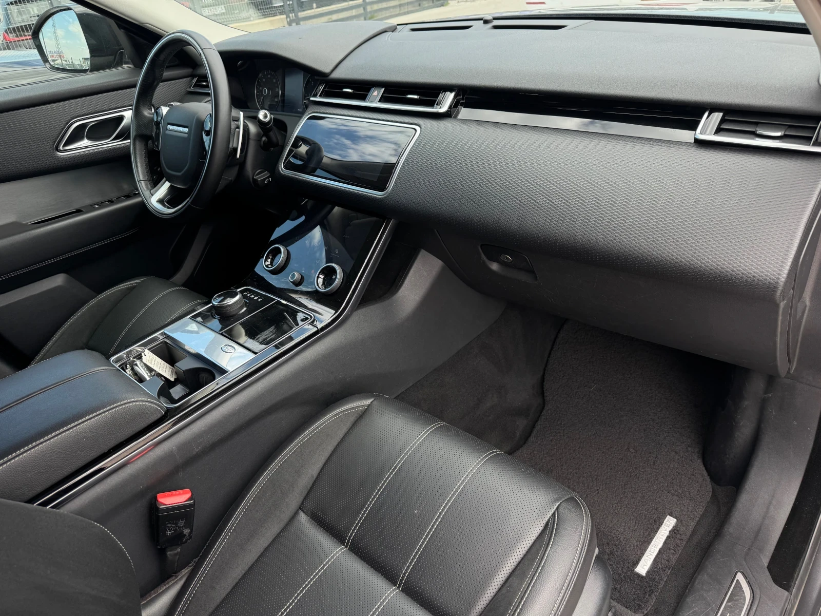 Land Rover Range Rover Velar R-DAYNAMIC, снимка 12 - Автомобили и джипове - 54548186