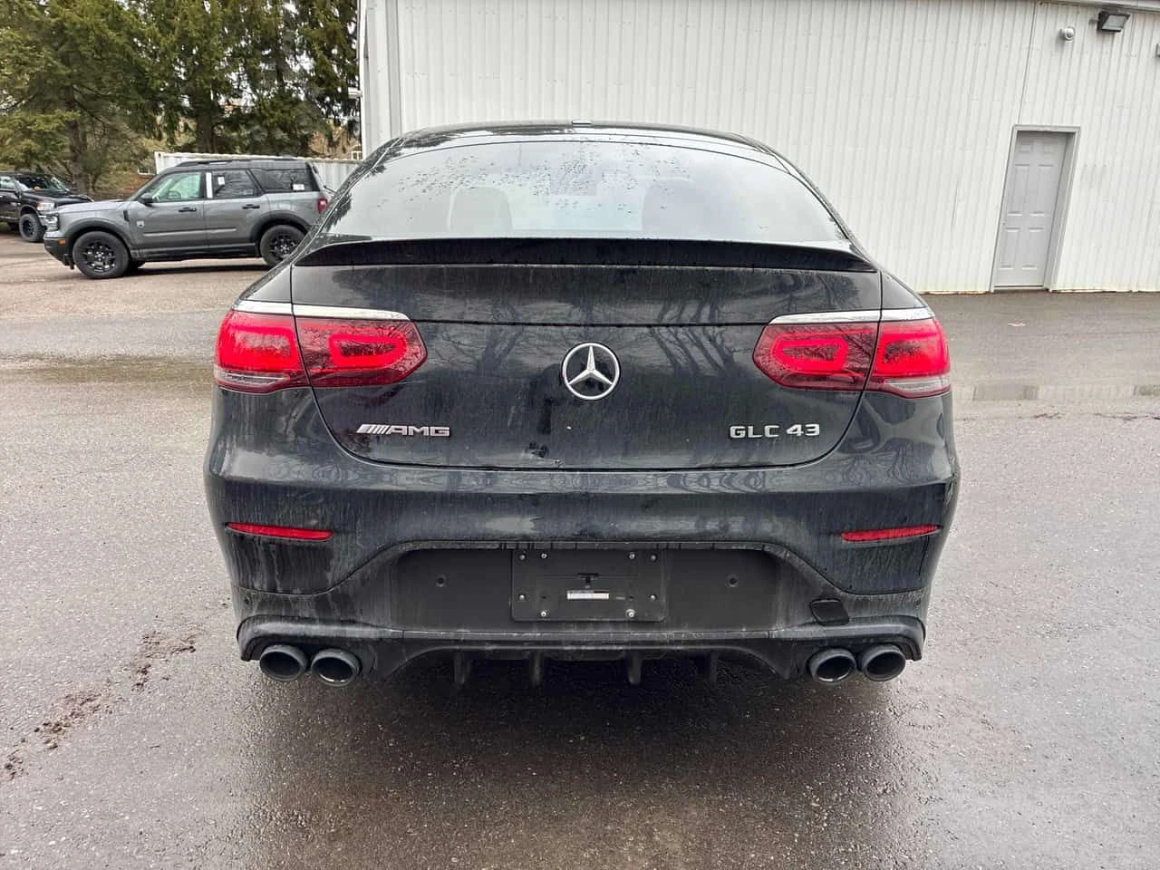 Mercedes-Benz GLC 43 AMG BURMESTER * PANO * KEYLESS *  ПОДГРЕВИ * CARFAX, снимка 4 - Автомобили и джипове - 54556759