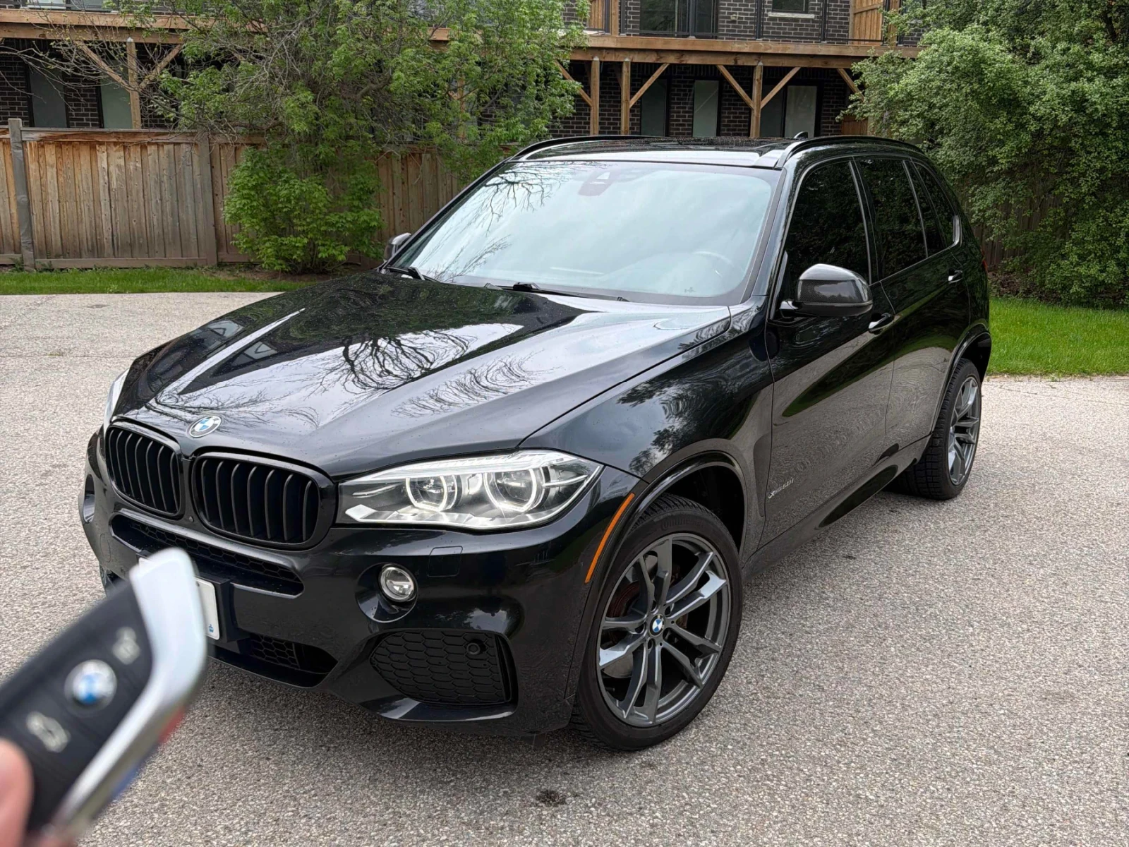BMW X5 xDrive50i * ДИСТРОНИК * ПОДГРЕВ * ПАНОРАМА, снимка 5 - Автомобили и джипове - 54624332