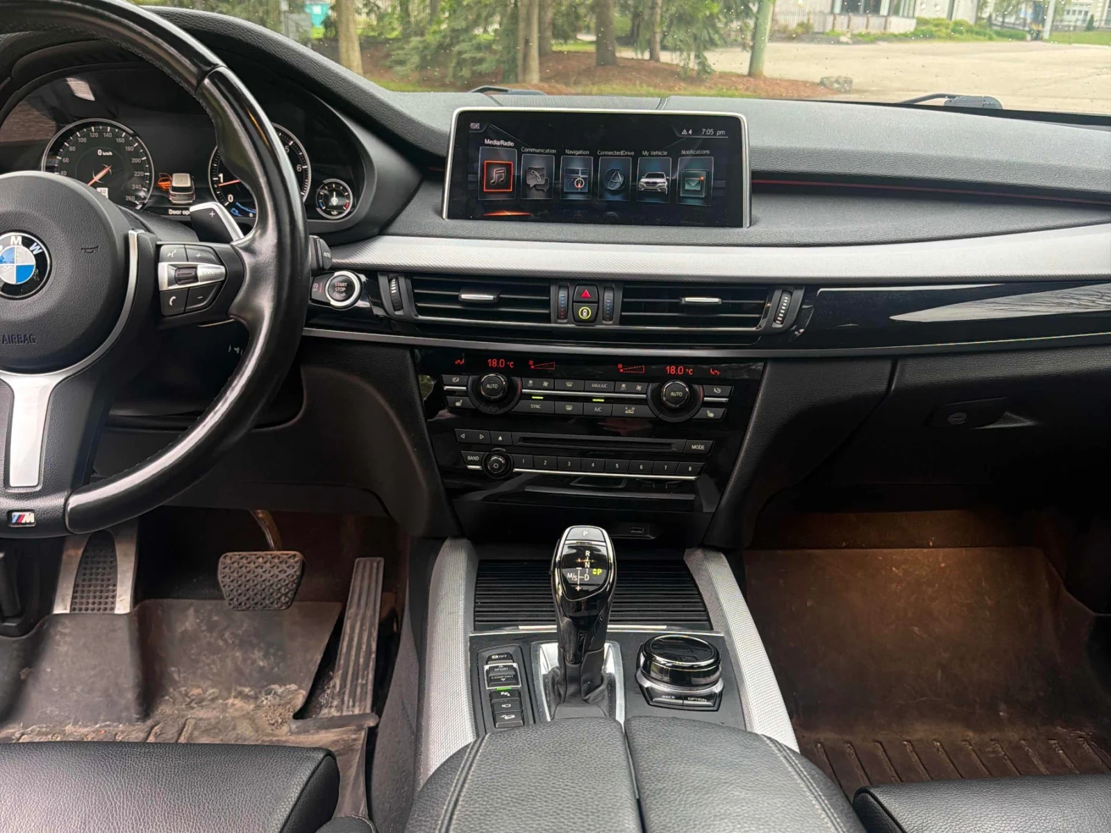 BMW X5 xDrive50i * ДИСТРОНИК * ПОДГРЕВ * ПАНОРАМА, снимка 7 - Автомобили и джипове - 54624332
