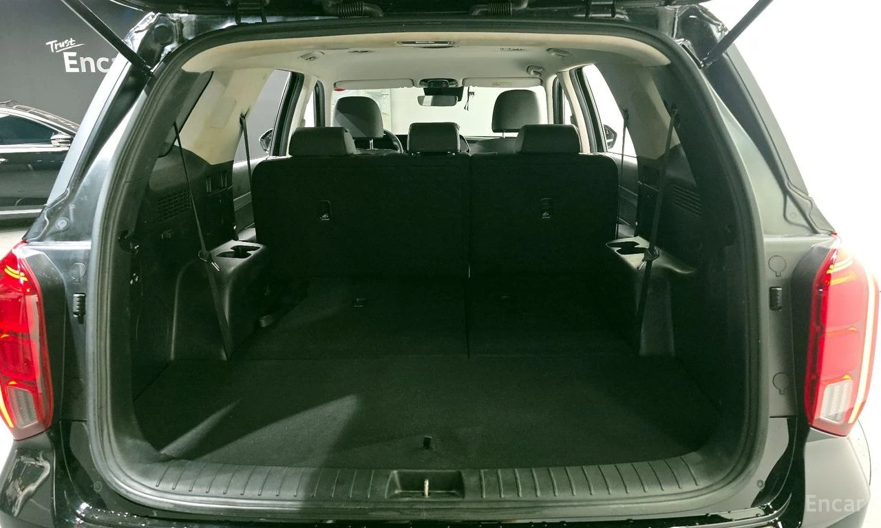 Hyundai Palisade 3.8i Exclusive 4x4* 360 CAM* DISTRONIC* ОБДУХВАНЕ*, снимка 16 - Автомобили и джипове - 54766315