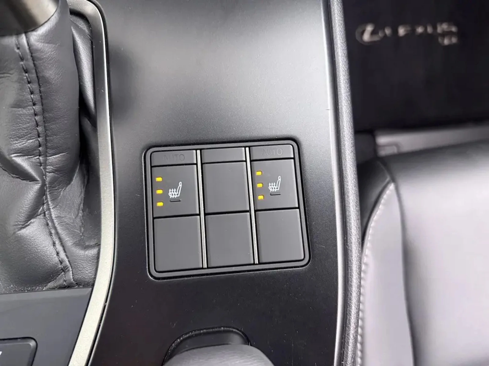 Lexus UX 250h F-Sport Automatic Европейски, снимка 14 - Автомобили и джипове - 55266234