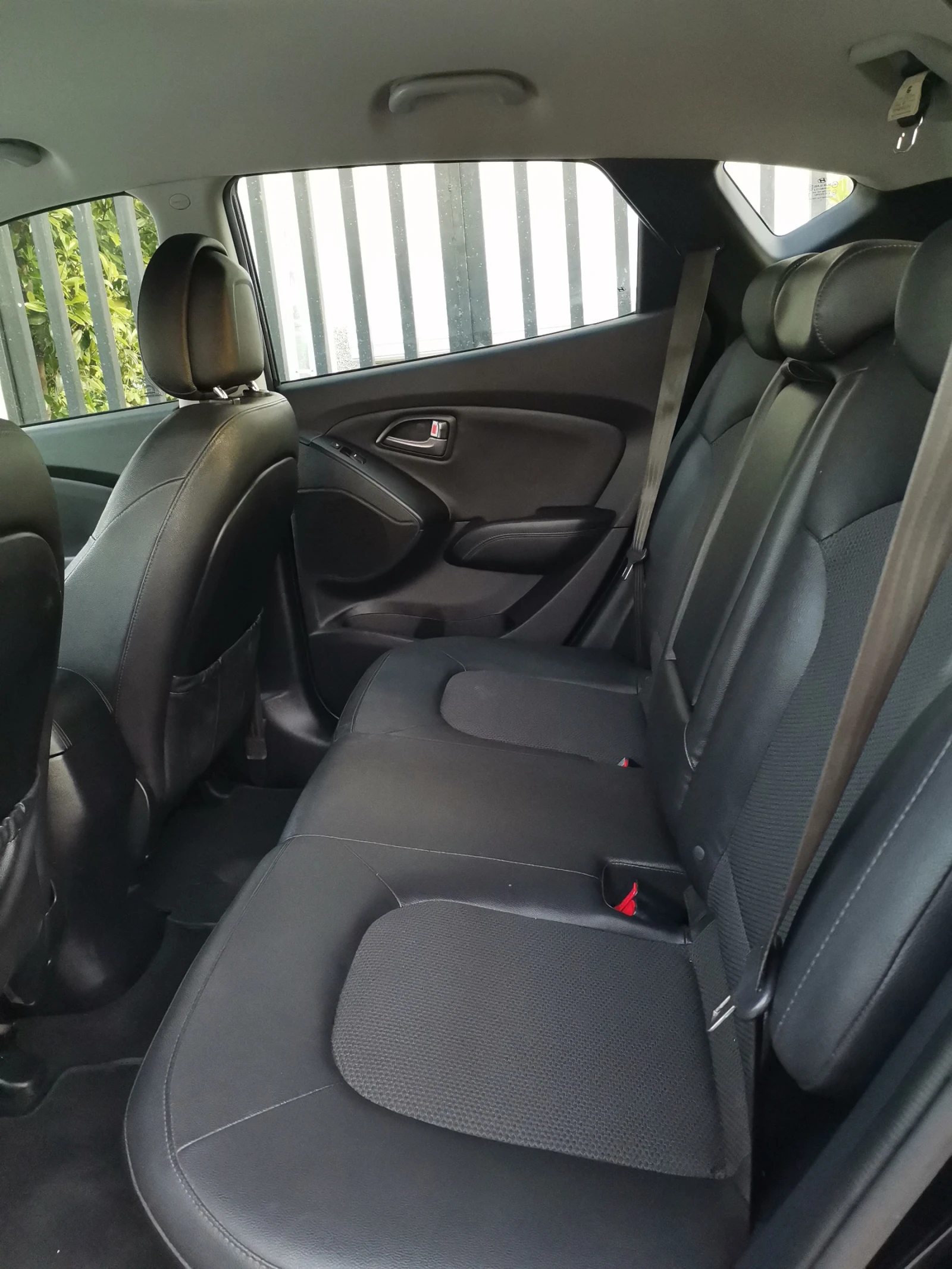 Hyundai IX35 1, 7cdti фейс, снимка 11 - Автомобили и джипове - 55493877