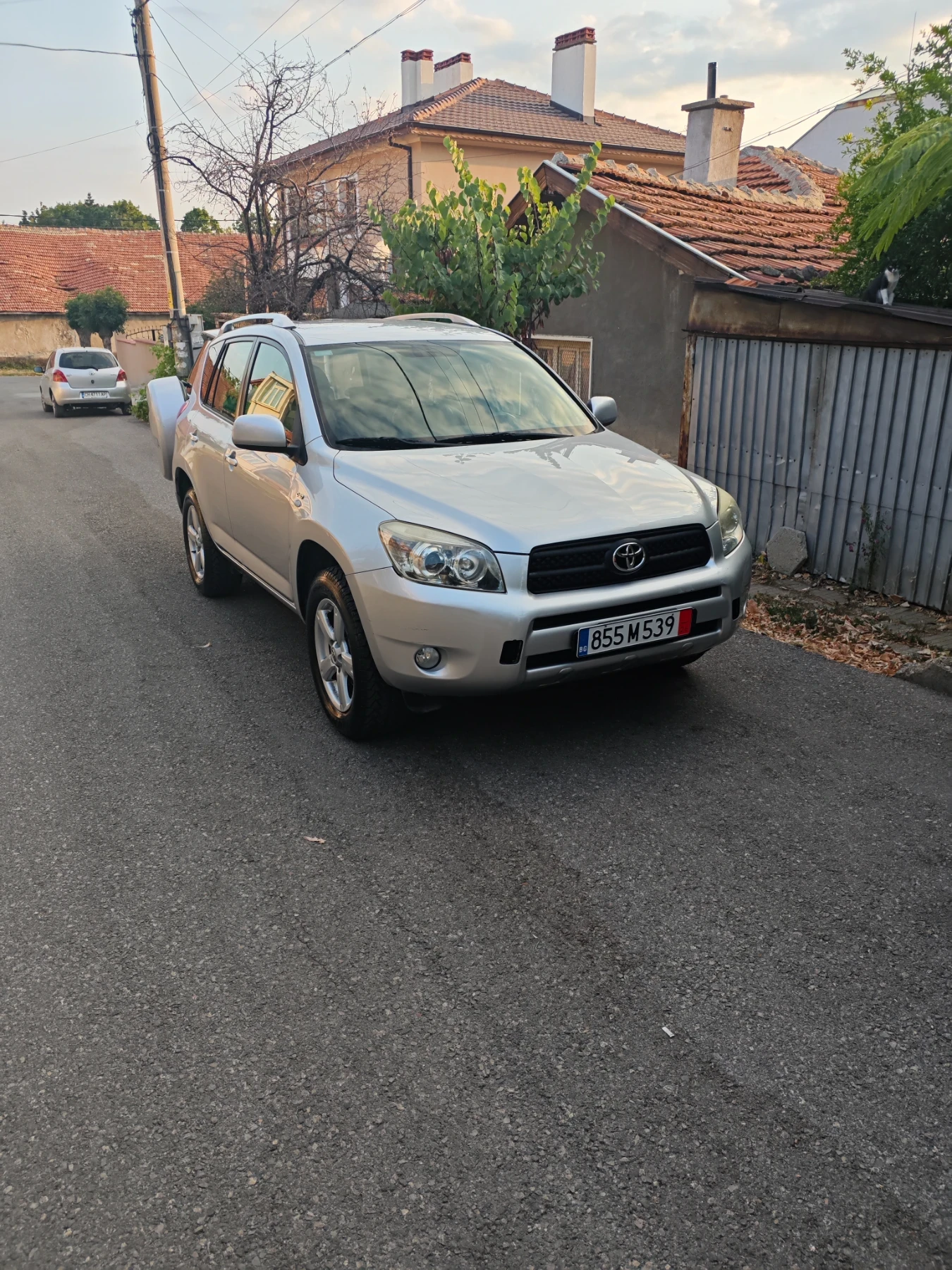Toyota Rav4, снимка 9 - Автомобили и джипове - 55657696