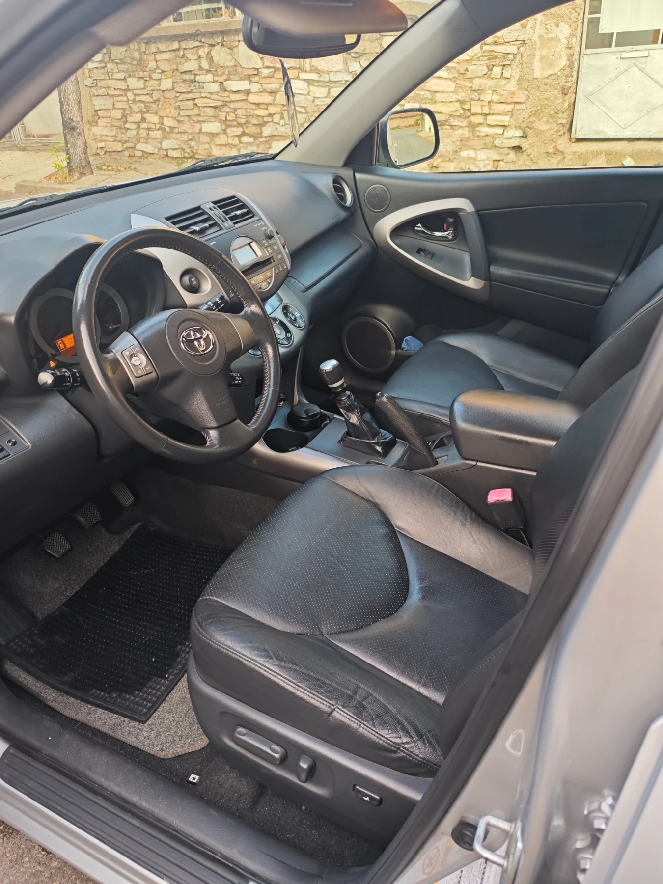 Toyota Rav4, снимка 13 - Автомобили и джипове - 55657696