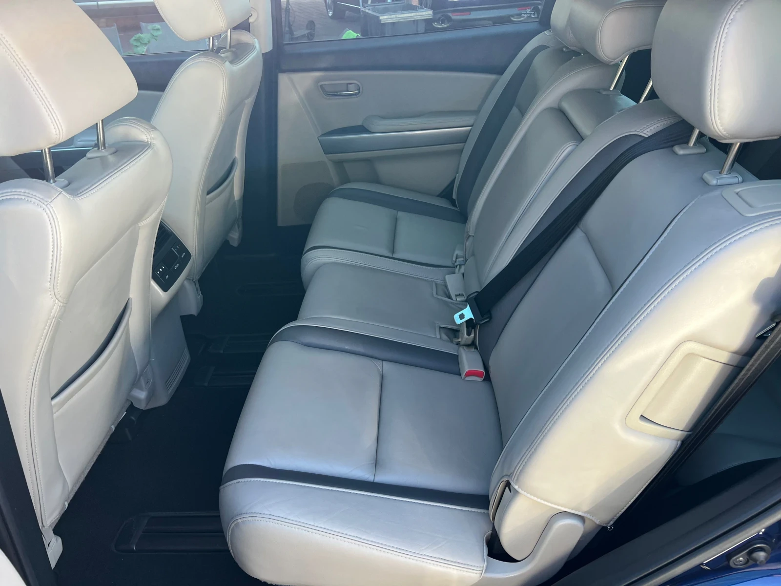 Mazda CX-9 3.7* АВТОМАТИК* ШВЕЙЦАРИЯ* КОЖА* BOSE* TOP* , снимка 10 - Автомобили и джипове - 56072463