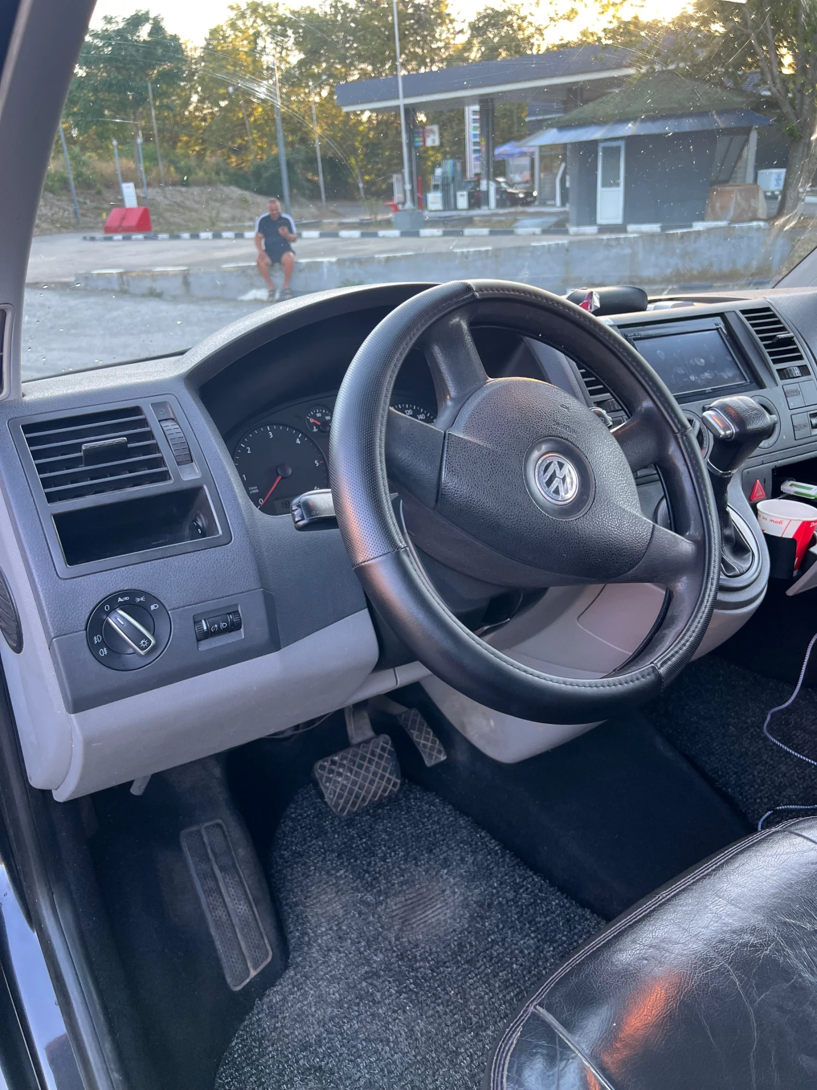 VW Transporter, снимка 7 - Бусове и автобуси - 56213643