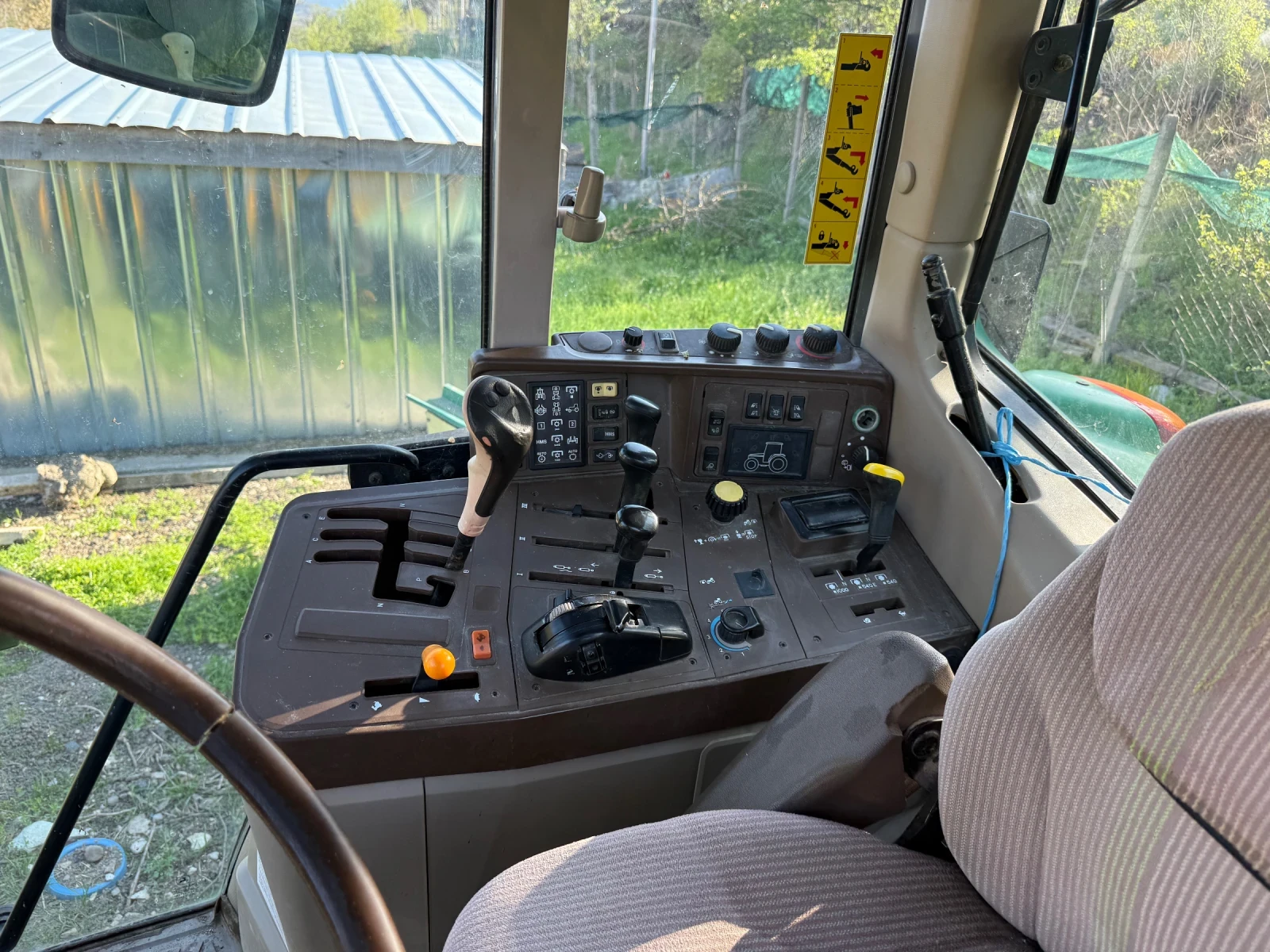 Трактор John Deere 6920S - изображение 4