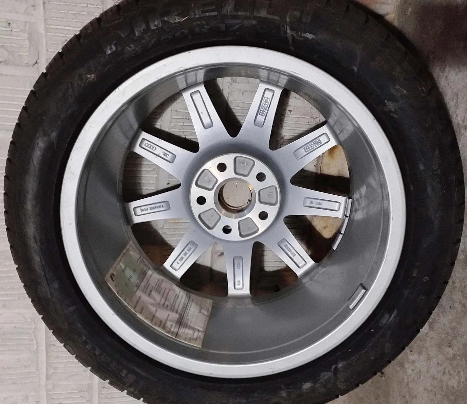 Гуми с джанти Pirelli 225/50R17, снимка 8 - Гуми и джанти - 54551373