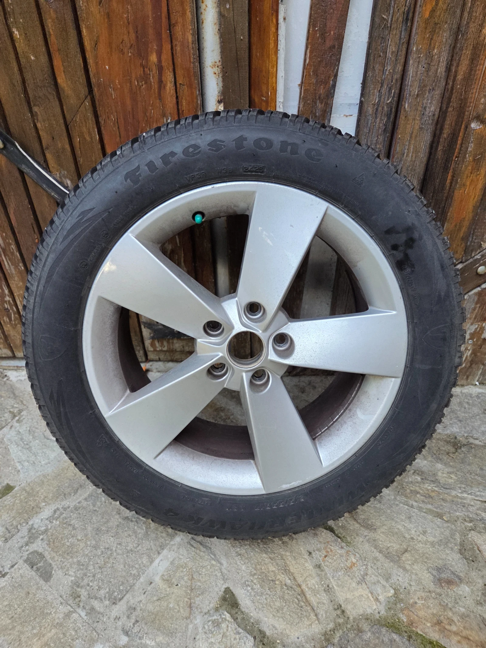 ���� � ������ 215/55R17 �� Skoda Karoq | Mobile.bg � ����������� 1