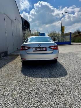 Skoda Superb, снимка 8