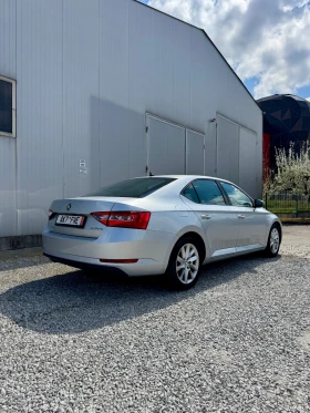 Skoda Superb, снимка 4