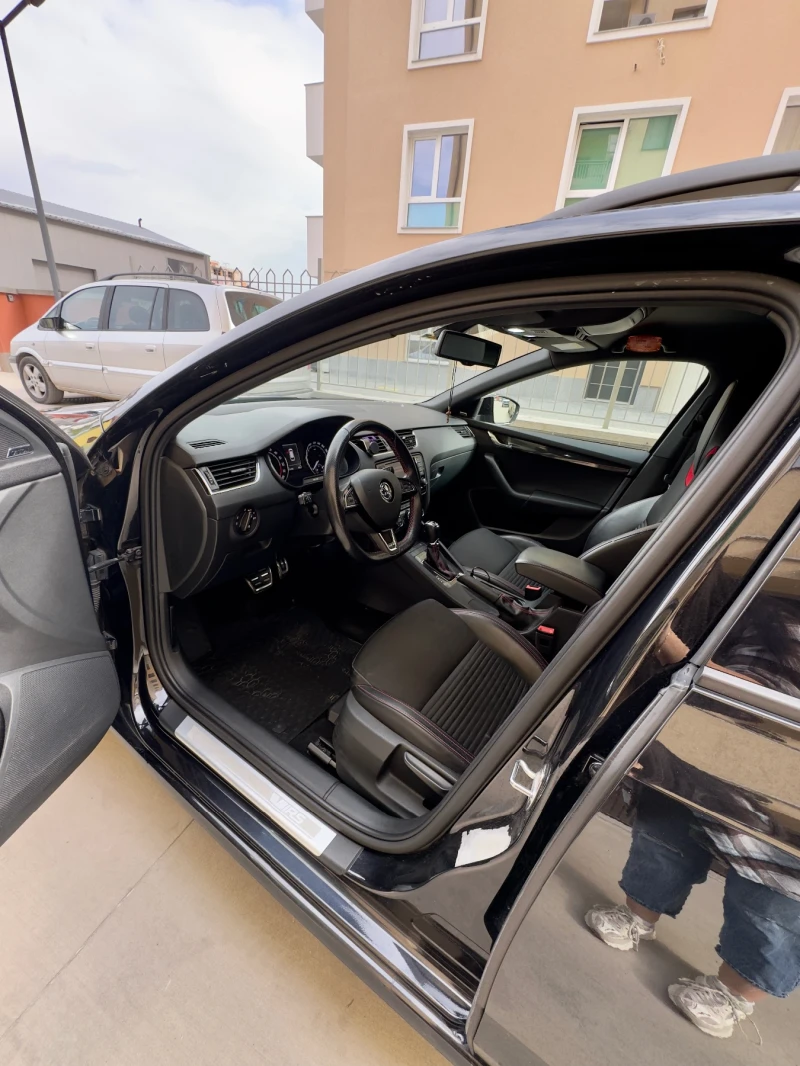 Skoda Octavia, снимка 6 - Автомобили и джипове - 51914342