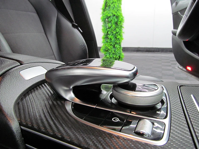 Mercedes-Benz C 250 4-matic/ECO START STOP/NAVI/СОБСТВЕН ЛИЗИНГ, снимка 11 - Автомобили и джипове - 52452639
