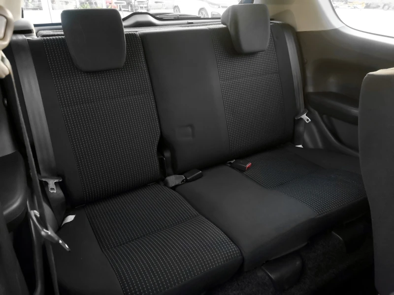 Suzuki Swift 1.3, снимка 15 - Автомобили и джипове - 52838436