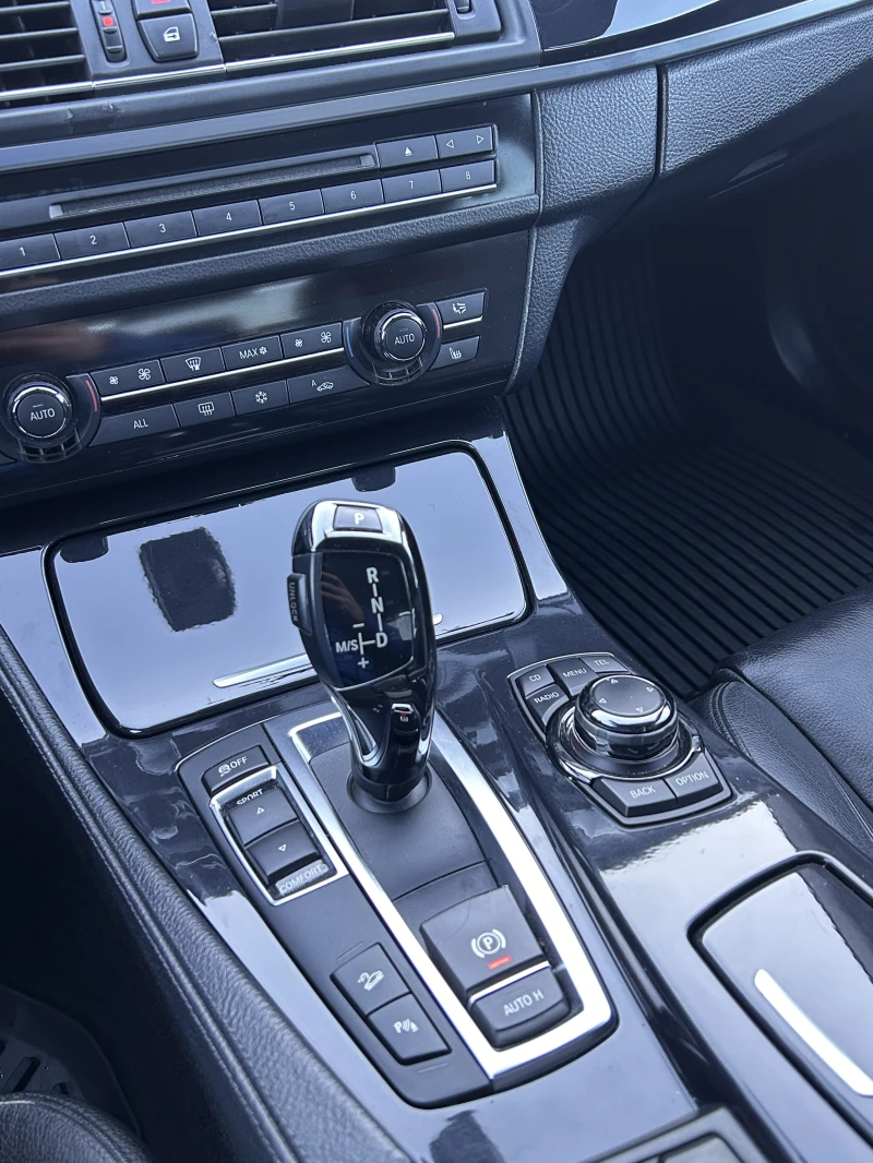 BMW 530 530d Xdrive, снимка 11 - Автомобили и джипове - 52937304