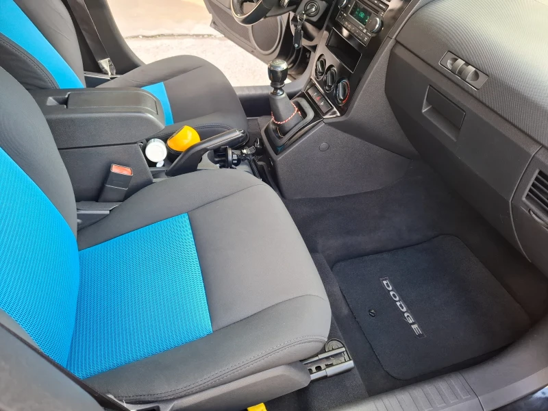 Dodge Caliber 2.0 CRD, снимка 11 - Автомобили и джипове - 52937613