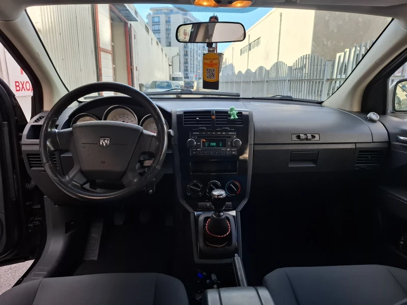 Dodge Caliber 2.0 CRD, снимка 8 - Автомобили и джипове - 52937613