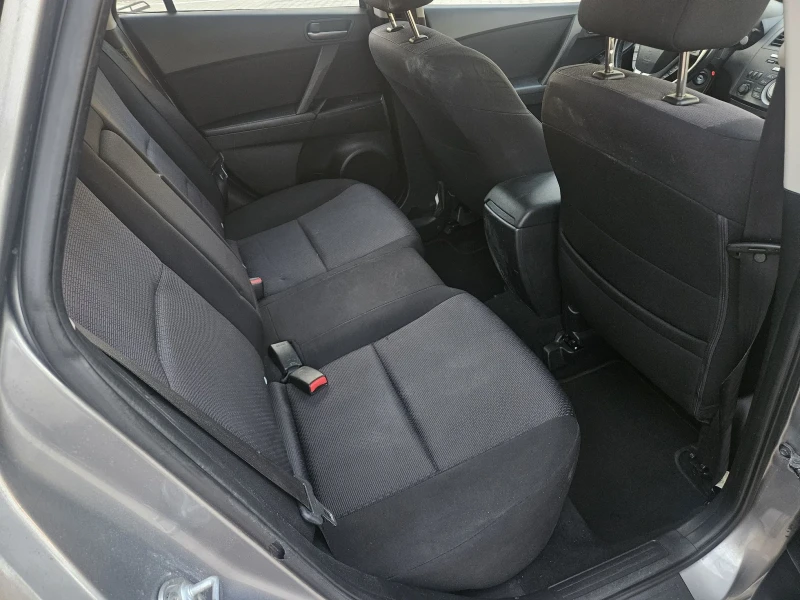 Mazda 3 2.0i AUTOMATIC swiss edition , снимка 10 - Автомобили и джипове - 52946645