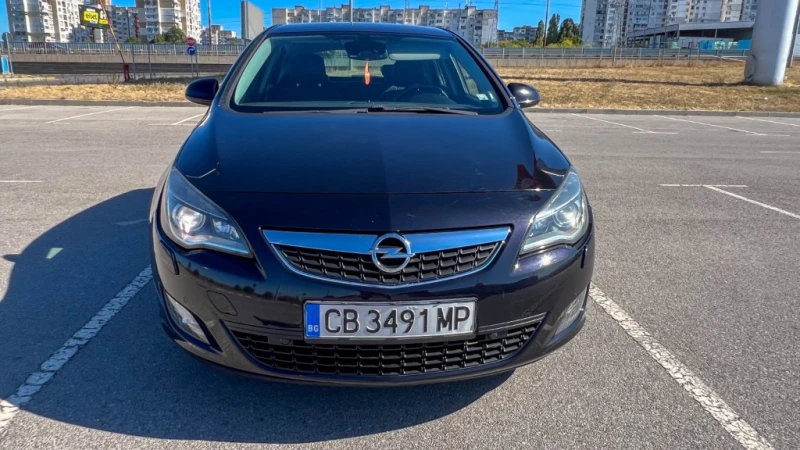 Opel Astra J, снимка 7 - Автомобили и джипове - 52950092
