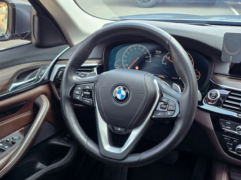 BMW 530 530i Luxury Plus| 252к.с.| ВКЛ.ТЕХНОТЕСТ, снимка 12 - Автомобили и джипове - 55221938