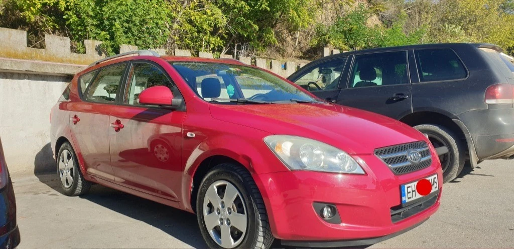 Kia Ceed 1.4 16V 99 к.с./газ-бензин, снимка 1