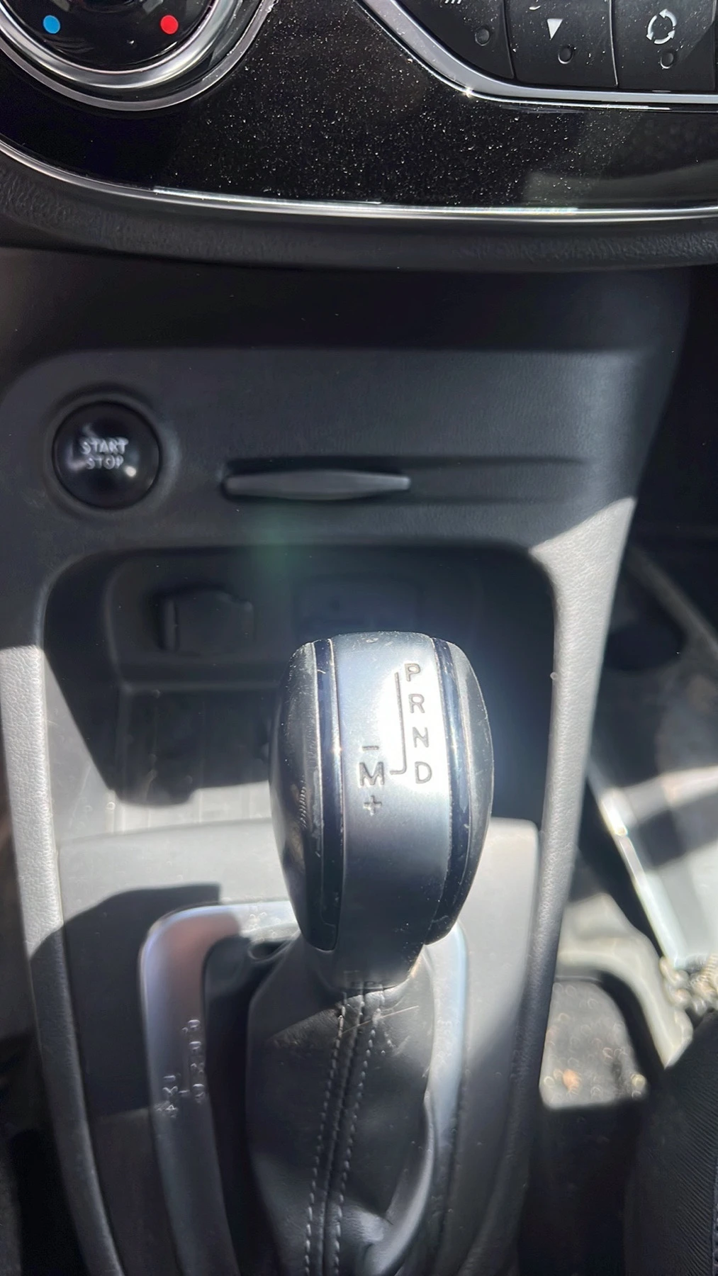 Renault Captur 1.2TCe | Mobile.bg — изображение 11