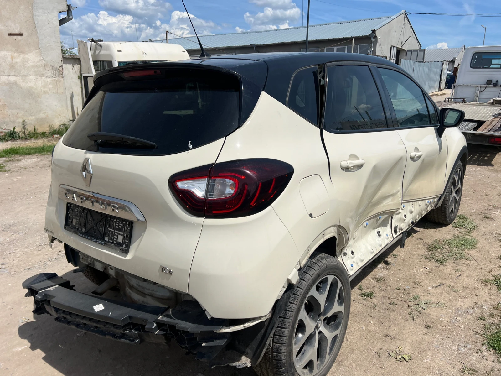 Renault Captur 1.2TCe - изображение 3