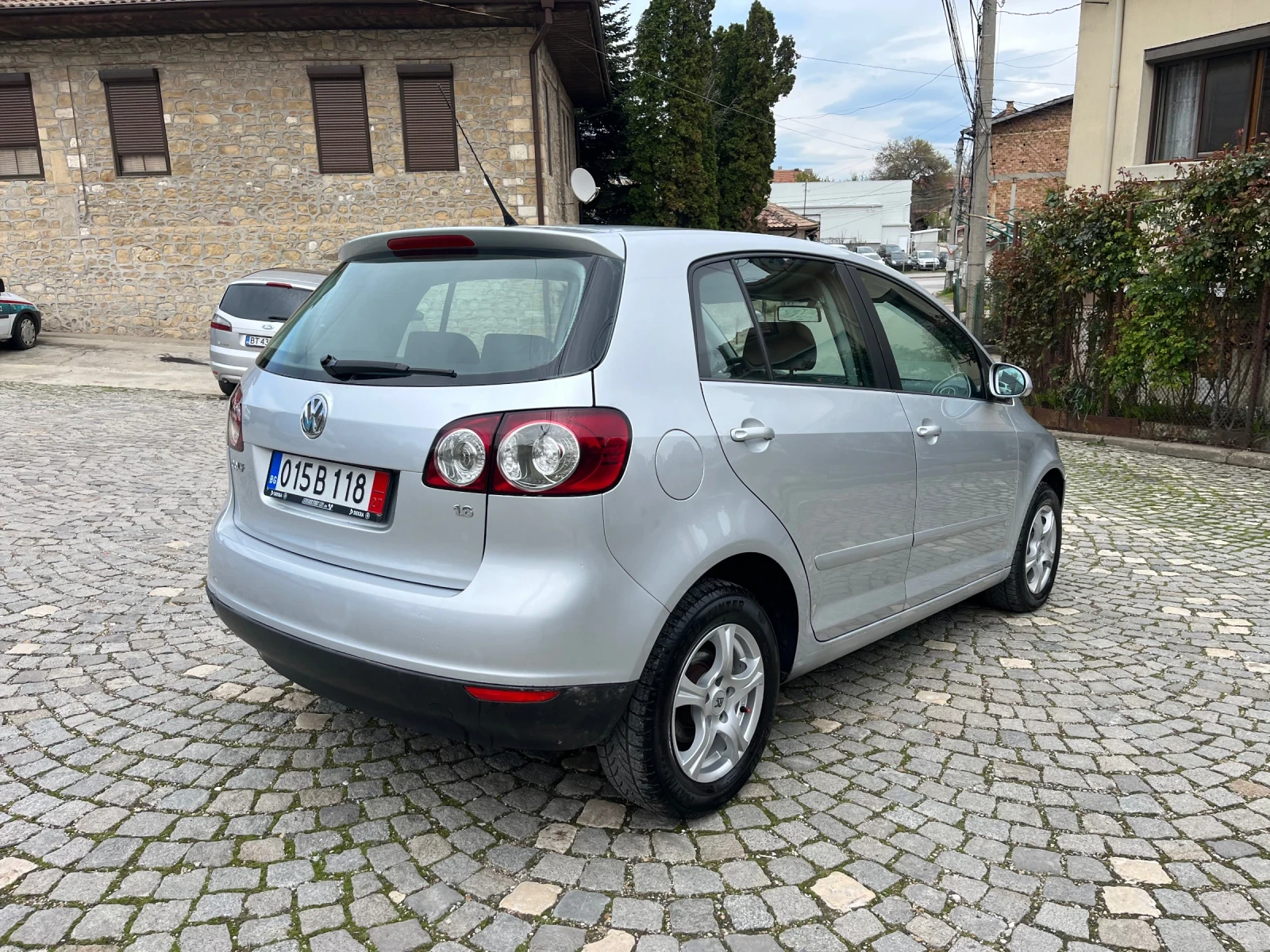 VW Golf Plus 1.6i* Xenon* Подгрев - изображение 3