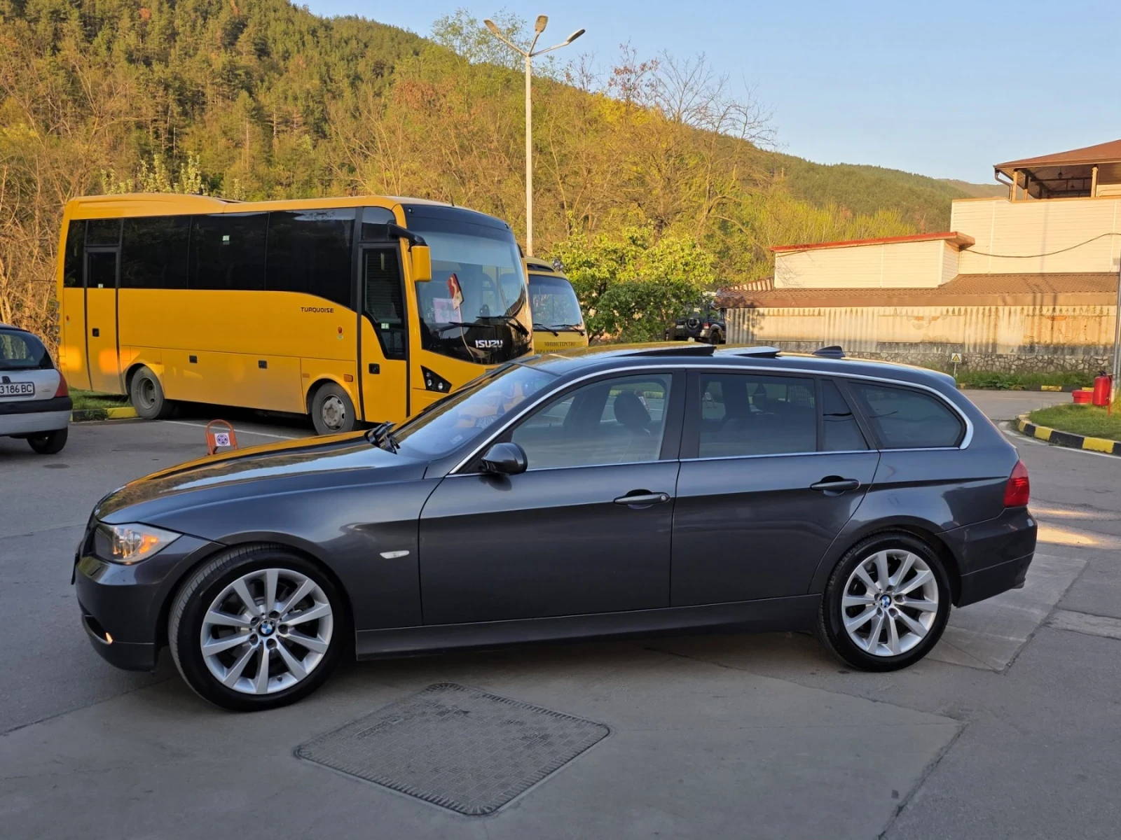 BMW 330 330xD - изображение 3