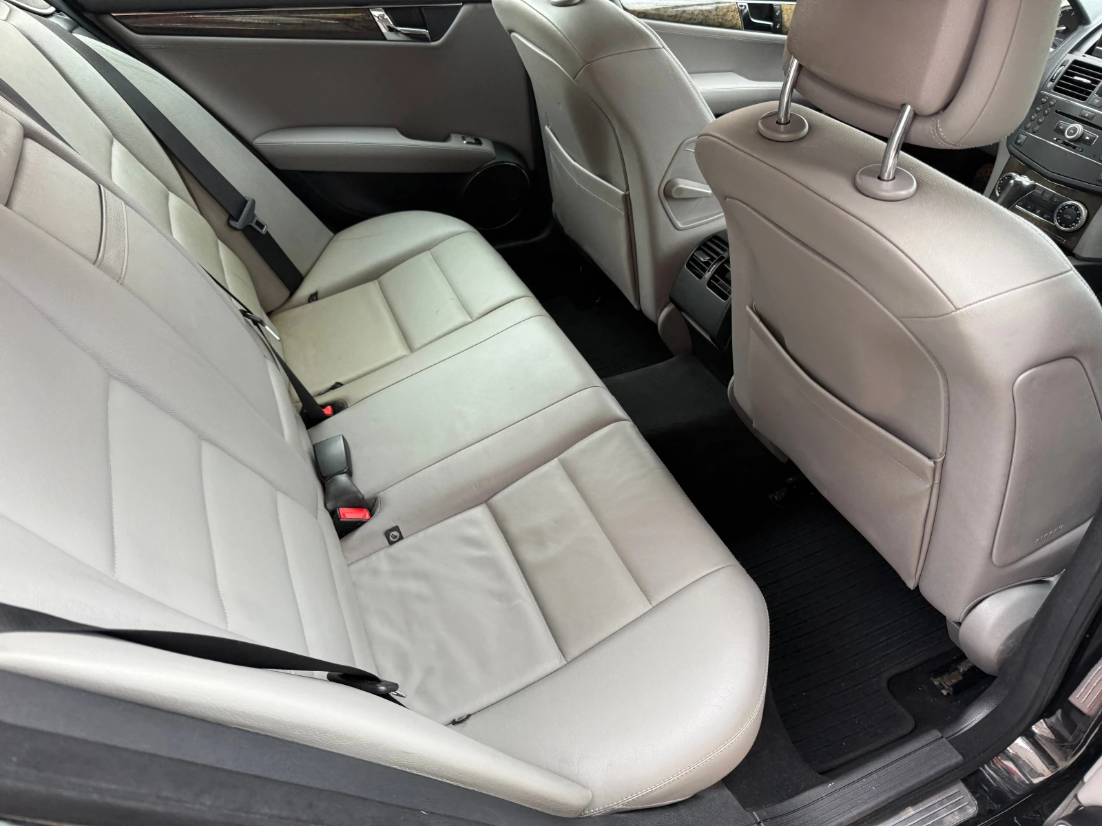 Mercedes-Benz C 320 4matic   XENON NAVI SWISS | Mobile.bg   13