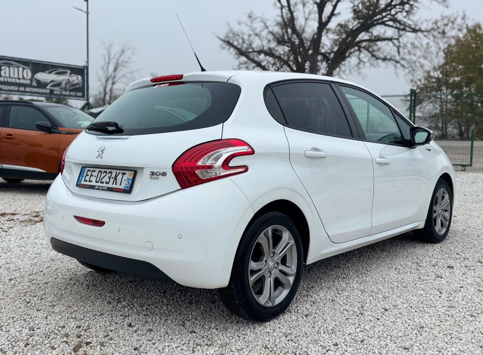 Peugeot 208 1.4hdi - изображение 4