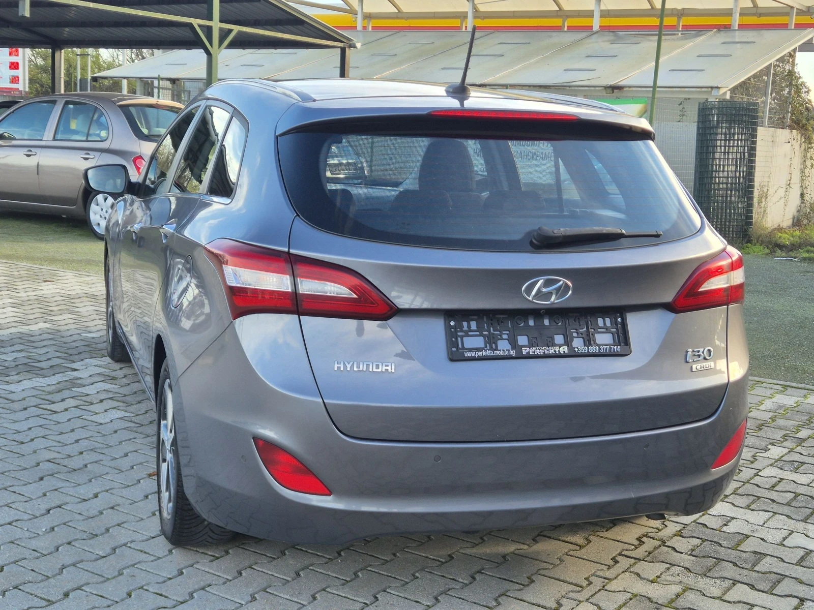 Hyundai I30 1.6диз 110к.с. Автомат - изображение 9