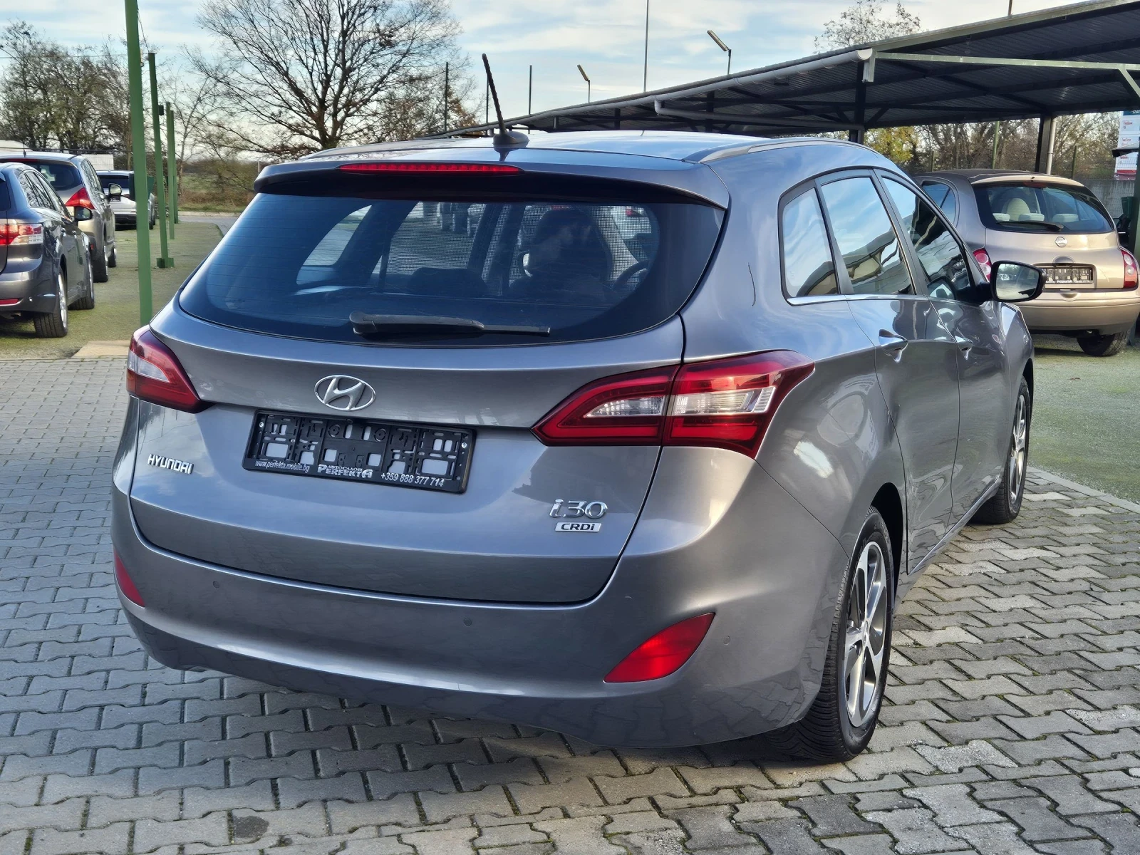 Hyundai I30 1.6диз 110к.с. Автомат - изображение 8