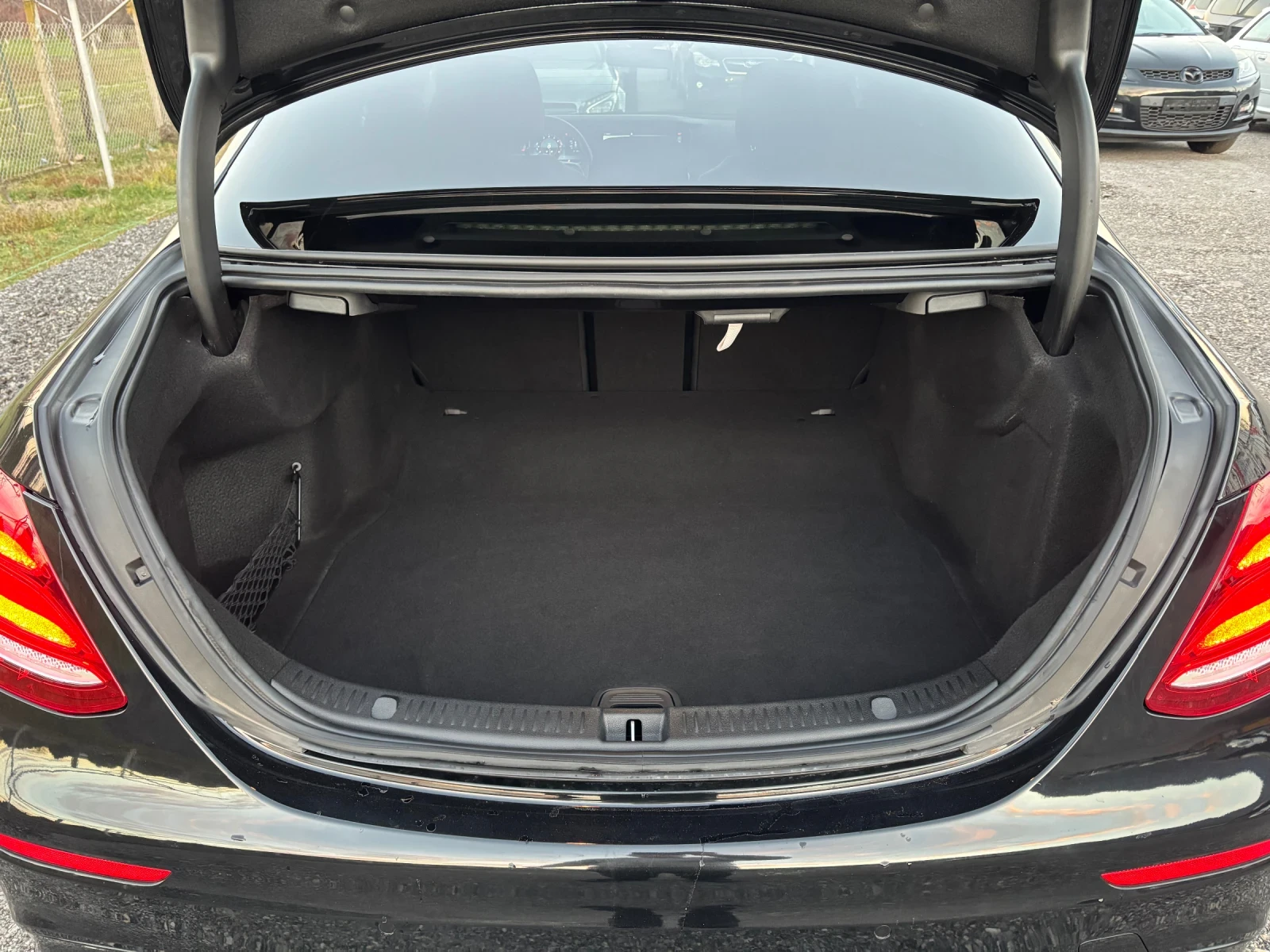 Mercedes-Benz E 200 AMG 42000km | Mobile.bg   9