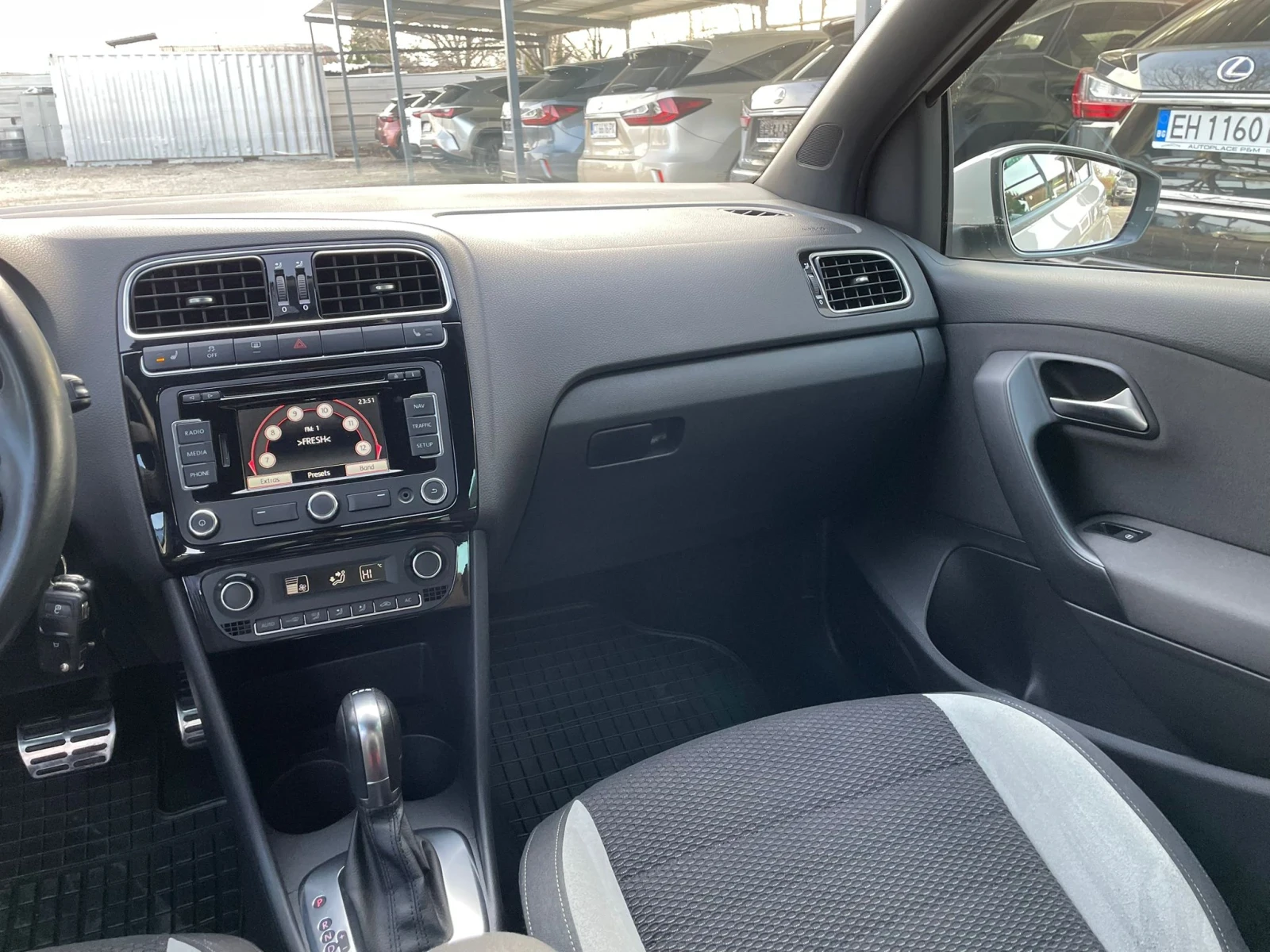 VW Polo 1.2TSI/Automatic/R Line/ | Mobile.bg � ����������� 13