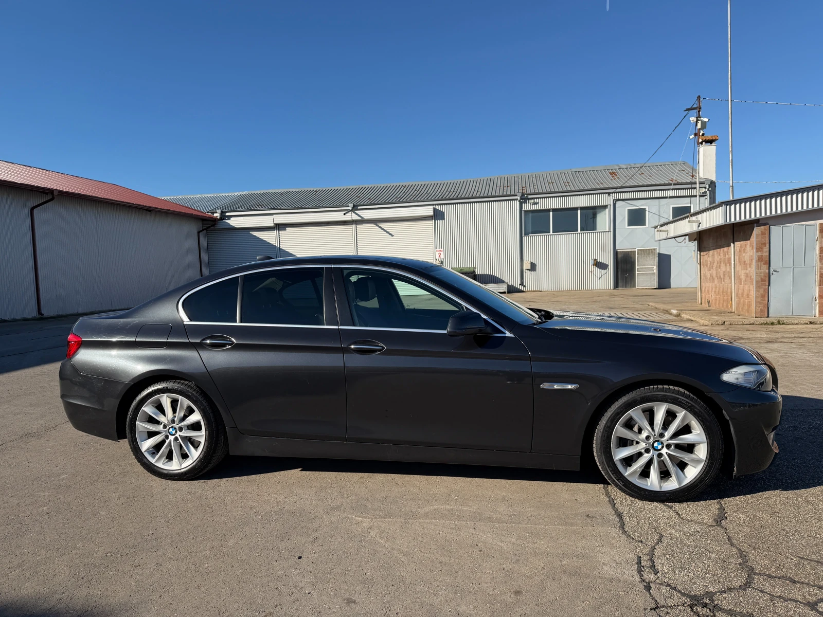 BMW 530 530d Xdrive - изображение 5