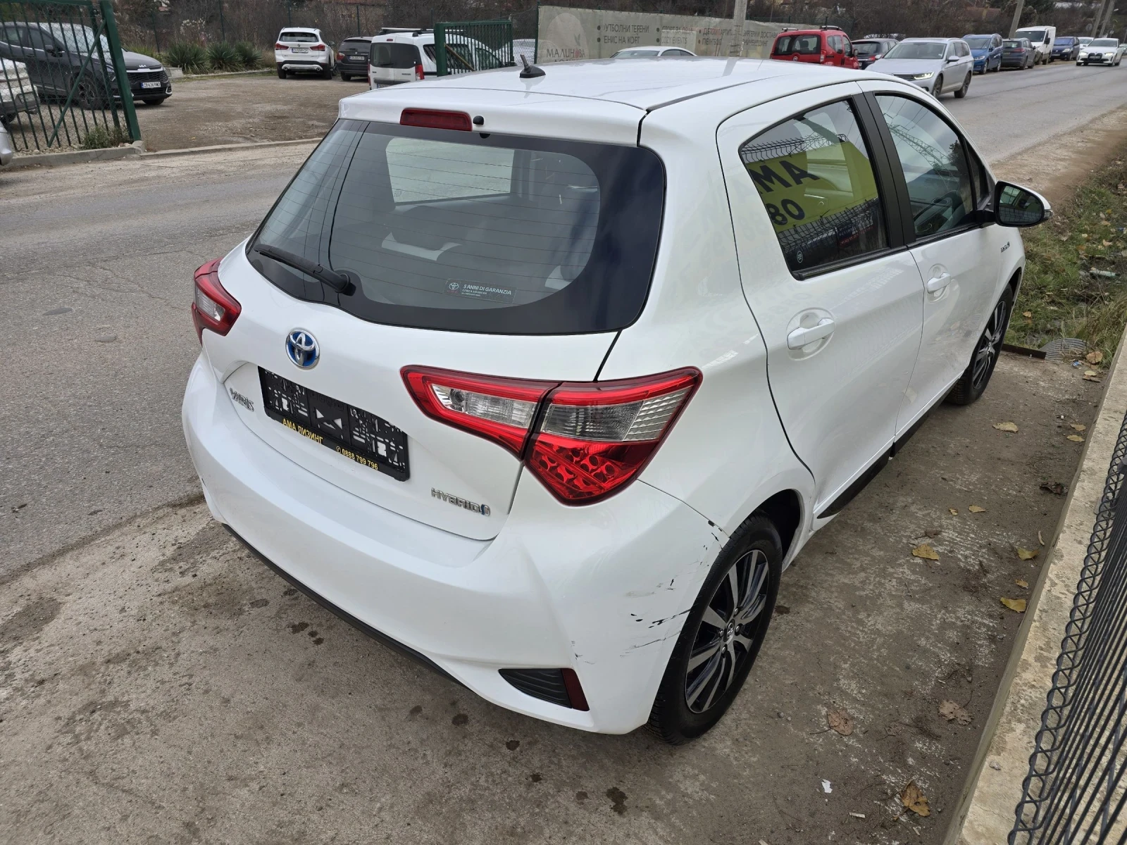 Toyota Yaris 1.8 HYBRID/FACE - изображение 4