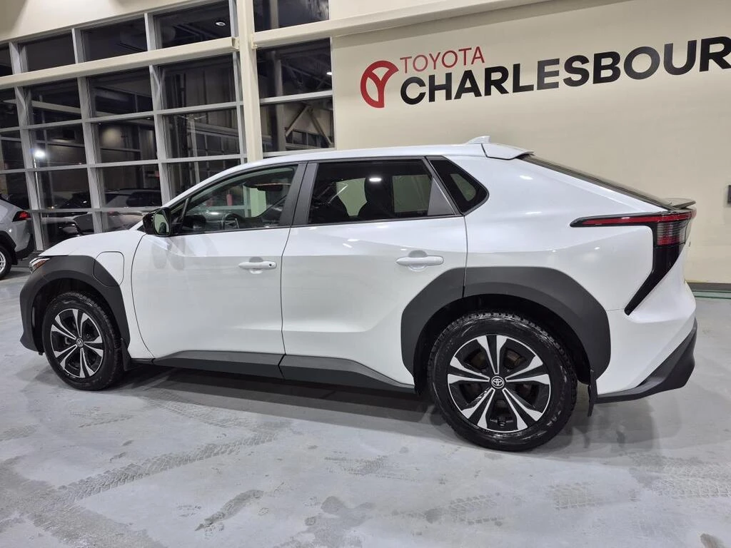 Toyota bZ4X LE FWD/Sunroof/Bluetooth | Mobile.bg � ����������� 4