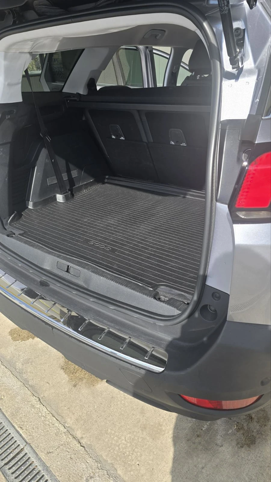 Peugeot 5008 ACTIVE 1.5 Blue HDI 130 EAT8, снимка 4 - Автомобили и джипове - 53729009