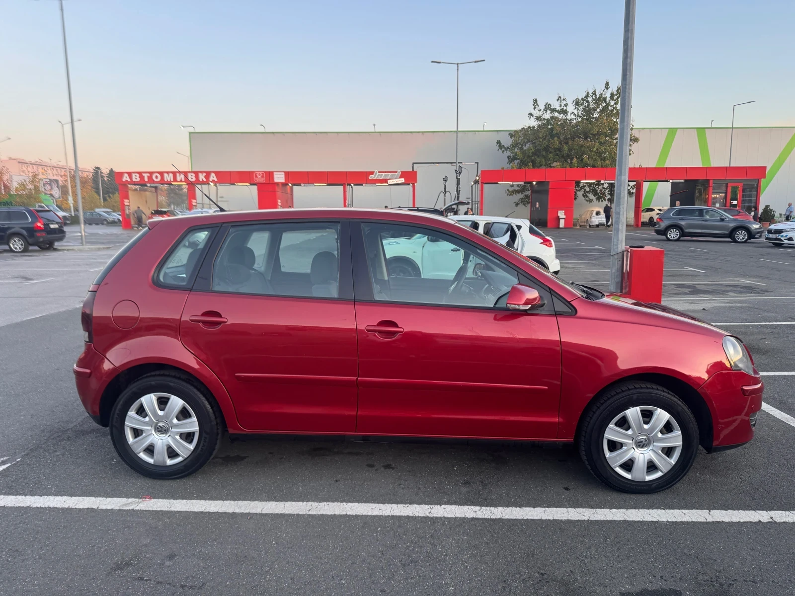VW Polo, снимка 4 - Автомобили и джипове - 55101960