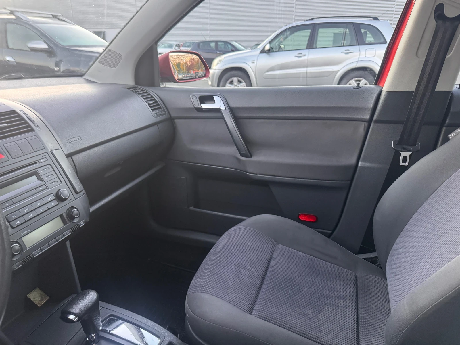 VW Polo, снимка 11 - Автомобили и джипове - 55101960