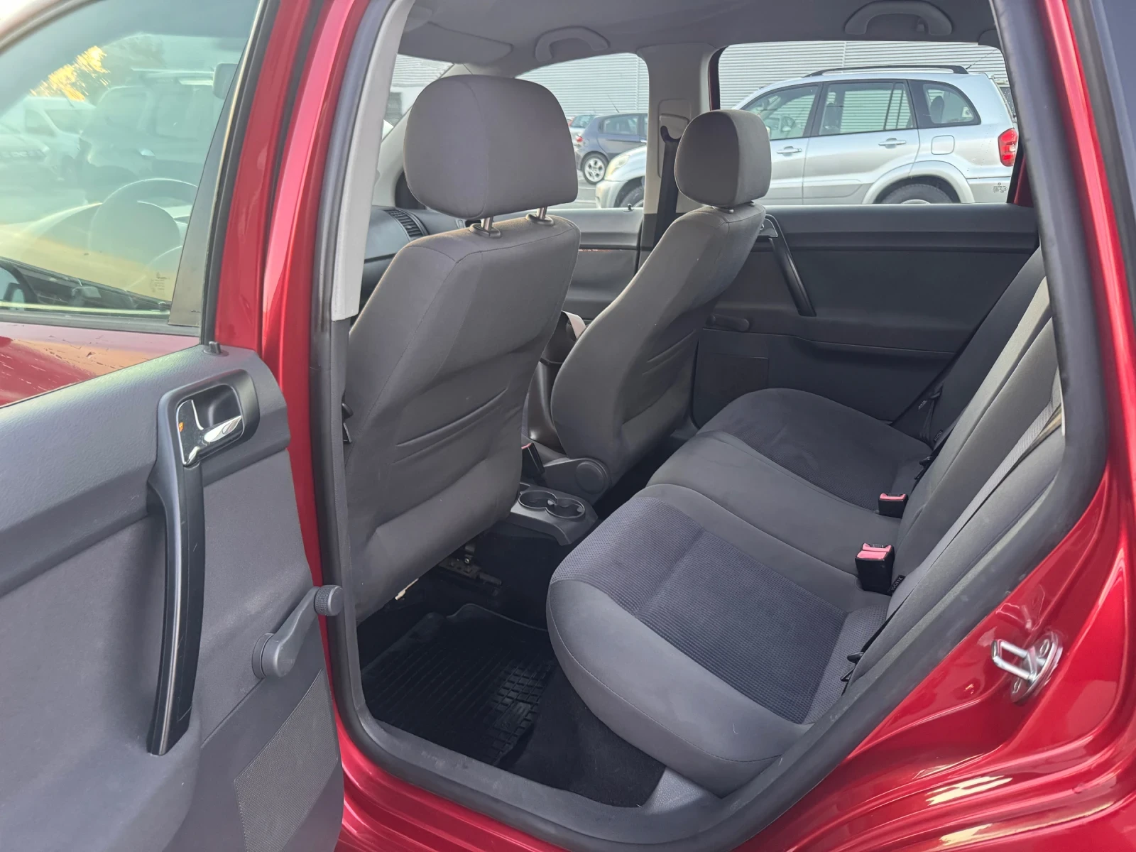 VW Polo  - изображение 8