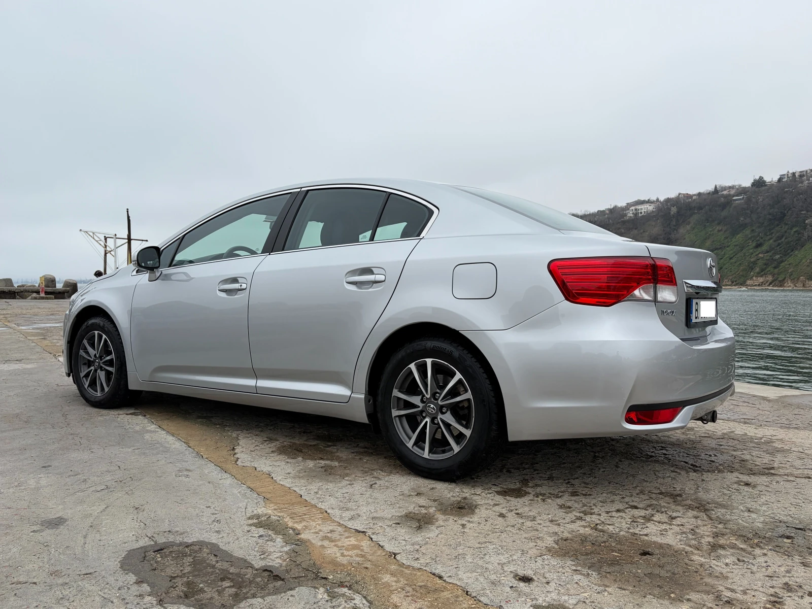 Toyota Avensis D4D, снимка 3 - Автомобили и джипове - 54081133