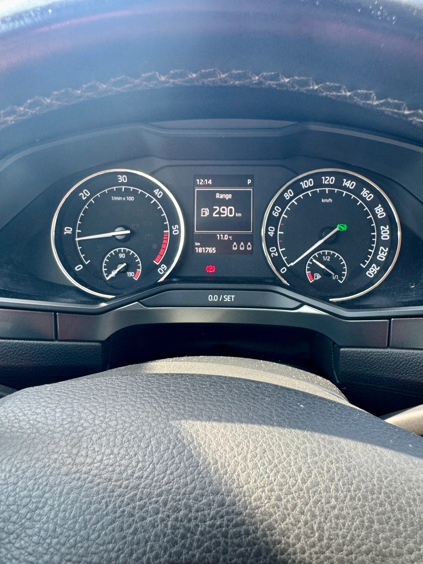 Skoda Superb, снимка 10 - Автомобили и джипове - 54172146