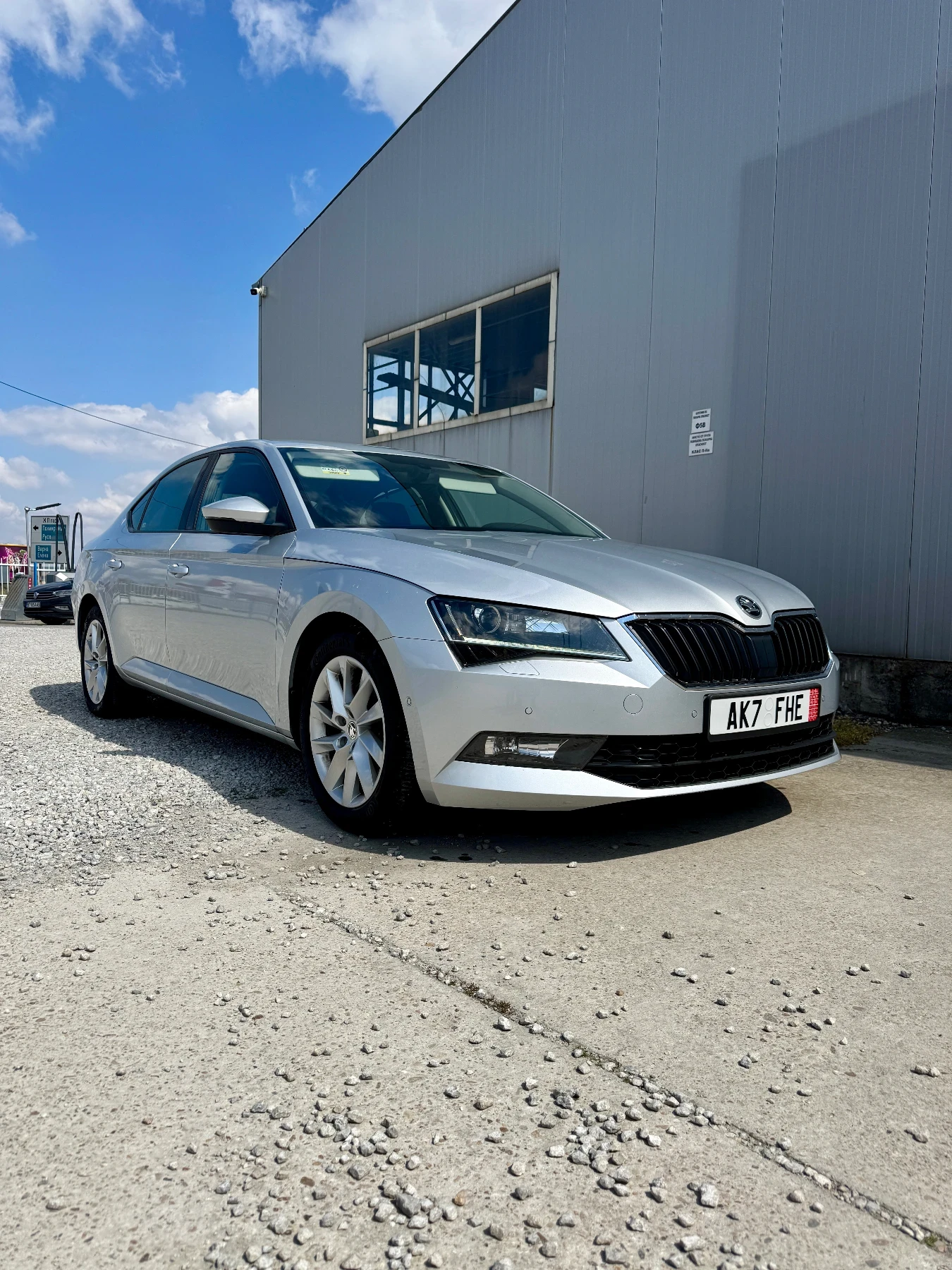 Skoda Superb, снимка 2 - Автомобили и джипове - 54172146