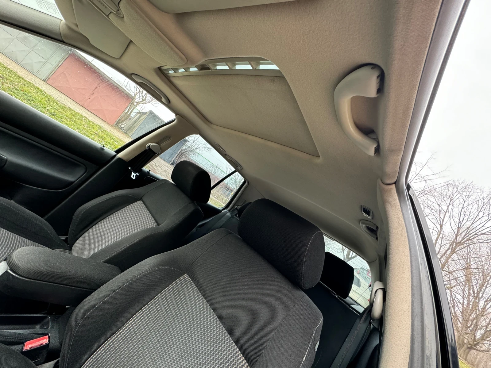 VW Golf 1.9 TDI PD, снимка 3 - Автомобили и джипове - 54869689