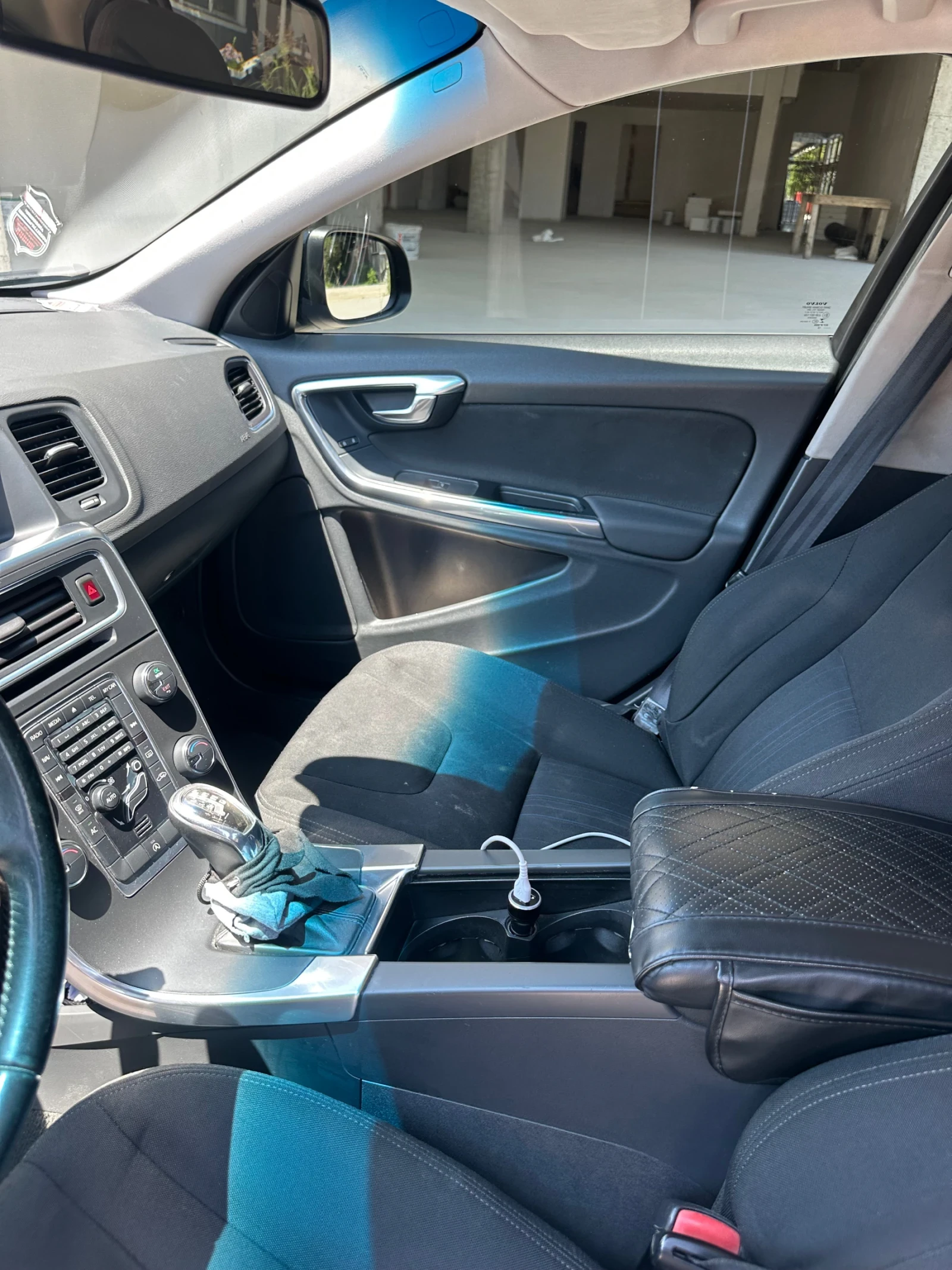 Volvo S60, снимка 6 - Автомобили и джипове - 54996007