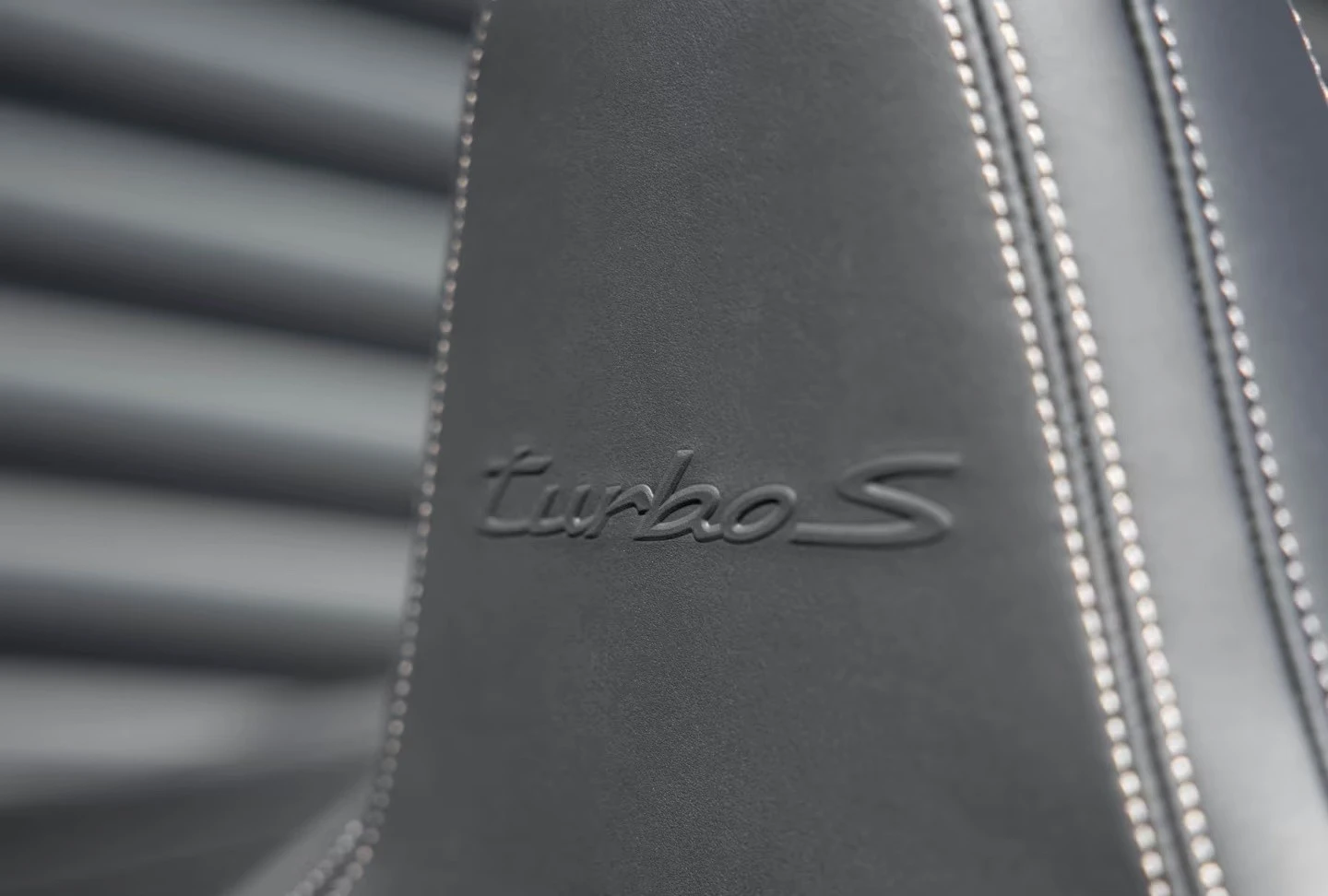 Porsche 911 992 / TURBO S / CERAMIC / LIFT / BOSE / HD MATRIX, снимка 11 - Автомобили и джипове - 55085176